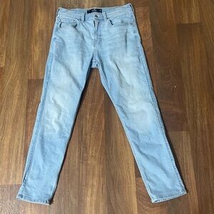 Hollister Men’s Athletic Skinny Jeans Mens 31 x 30 Light Wash